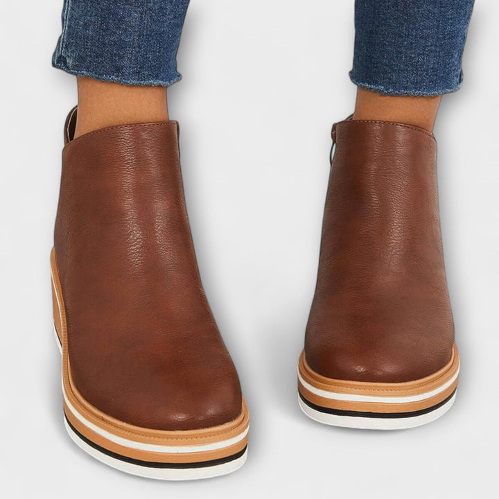 Marie- Botas Elegantes e Confortáveis