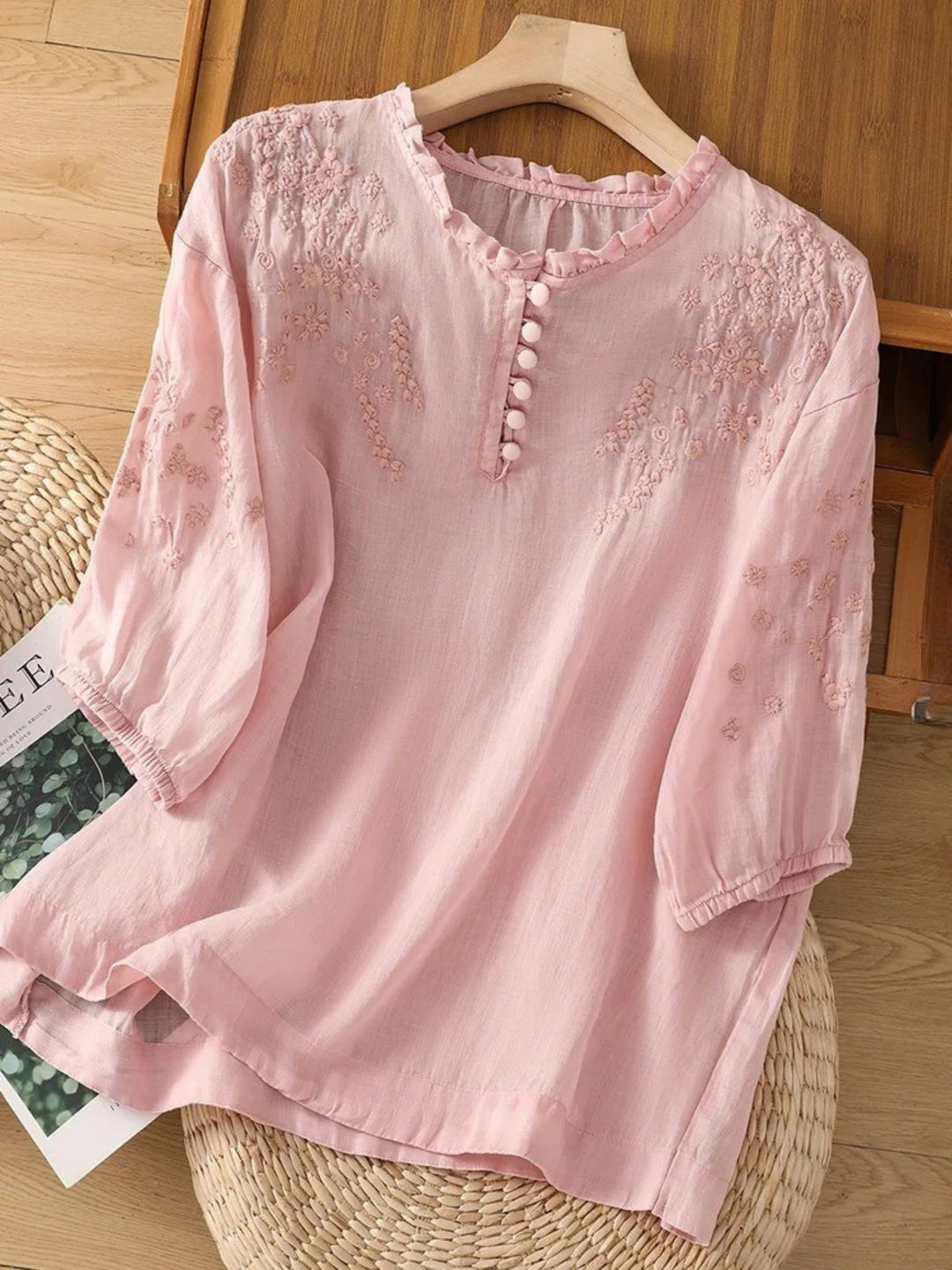 Kissina | Blusa de Algodão e Linho Bordada