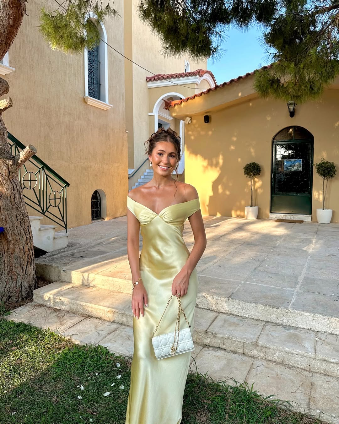 Bárbara | Vestido Maxi em Cetim sem costas