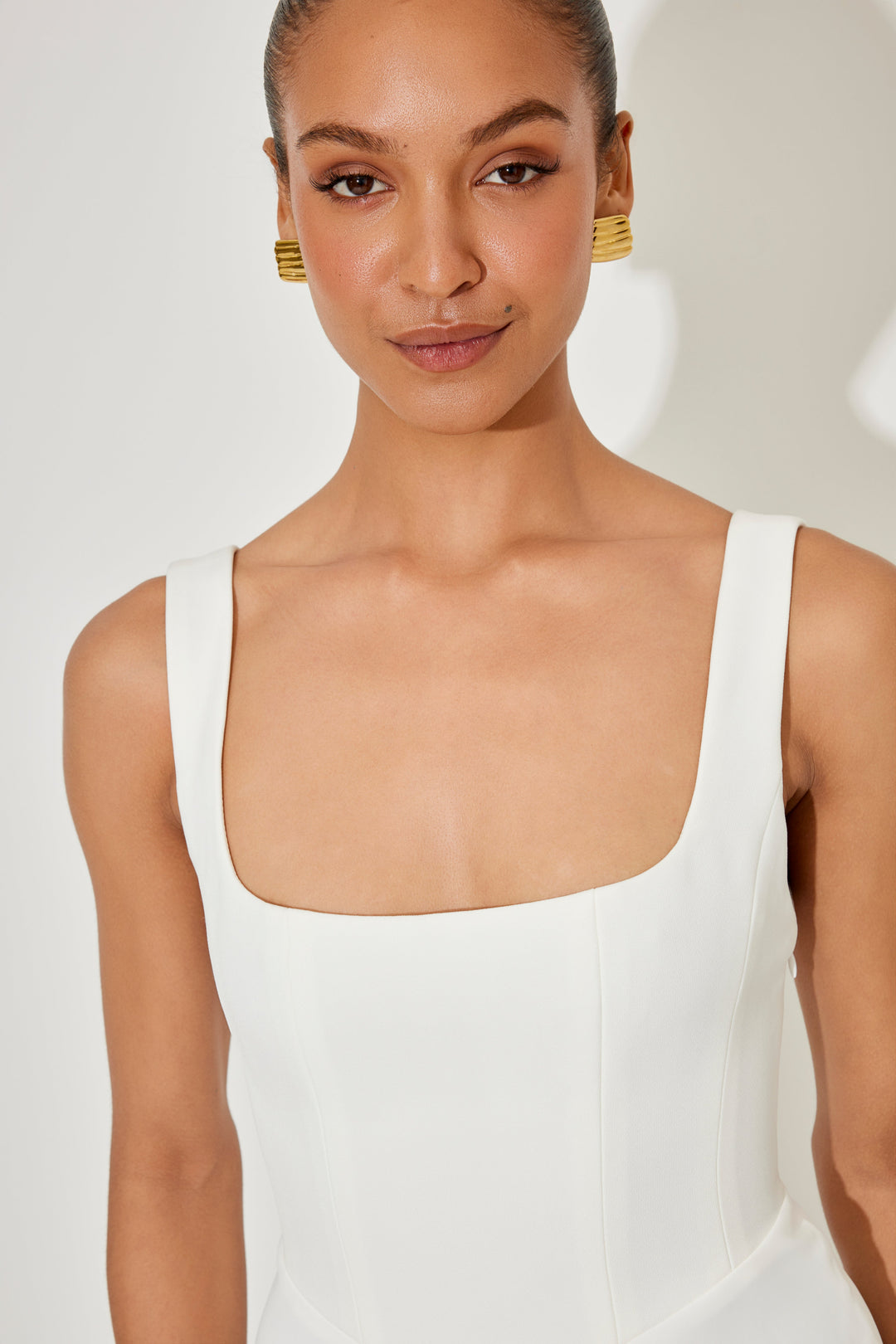 Amélia™ | Vestido Midi Intemporal e Fluido