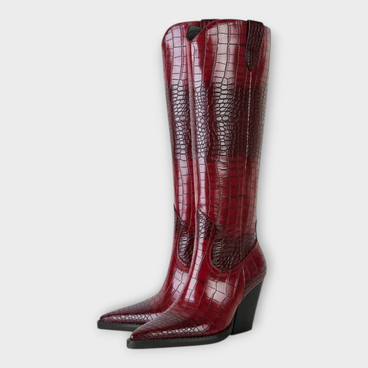 Botas com Design Croco e Salto Elegante
