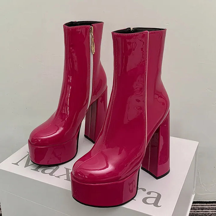 Carina –Botas com plataforma super alta com charme e confiança