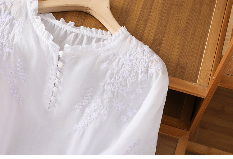 Kissina | Blusa de Algodão e Linho Bordada