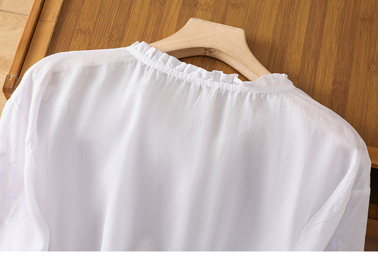 Kissina | Blusa de Algodão e Linho Bordada