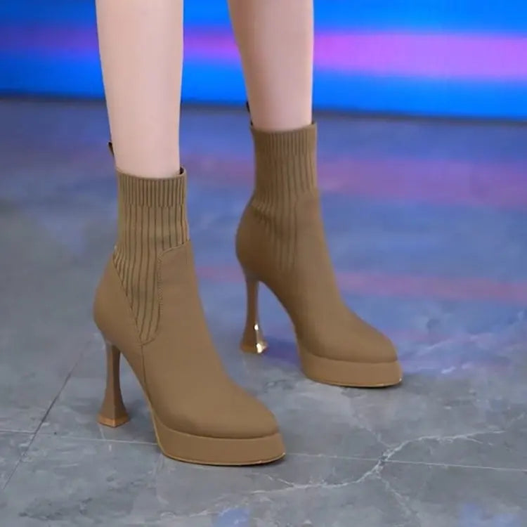 Eugenia –Botas com plataforma, Conforto e Elegância Feminina