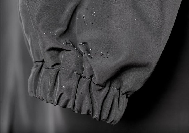 Dorotea- Casaco Elegante e Impermeável