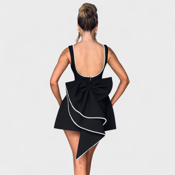 Carrie - Mini vestido com fita de pérolas